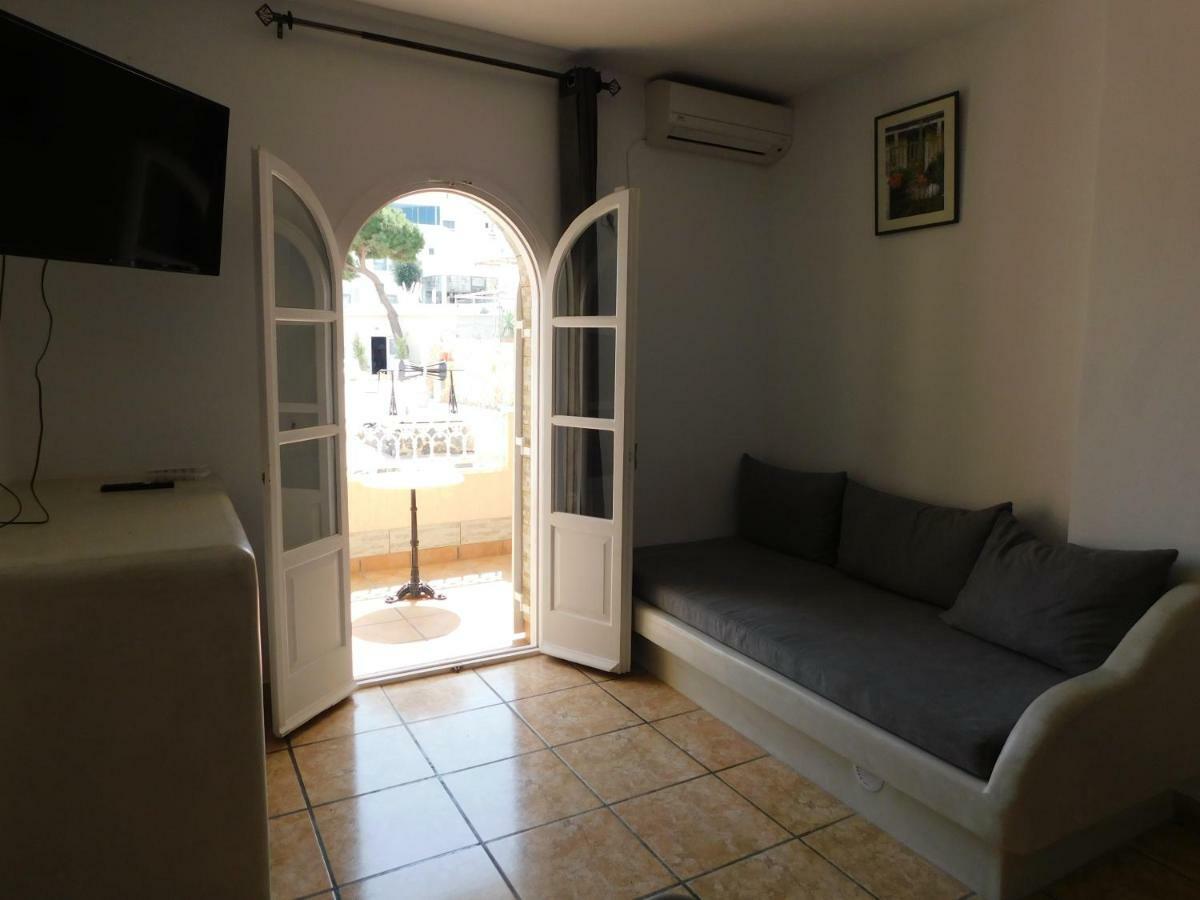 Fira Blue Horizon Apartment Exterior photo